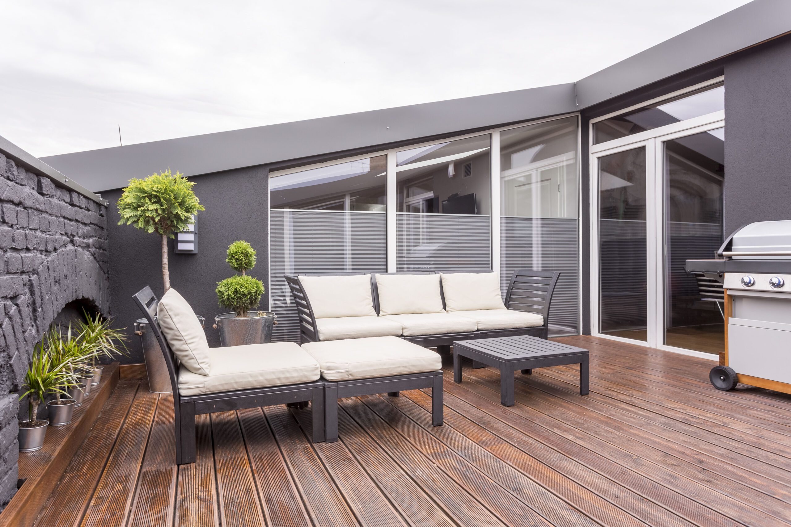 commercial wholesale patio furniture company
